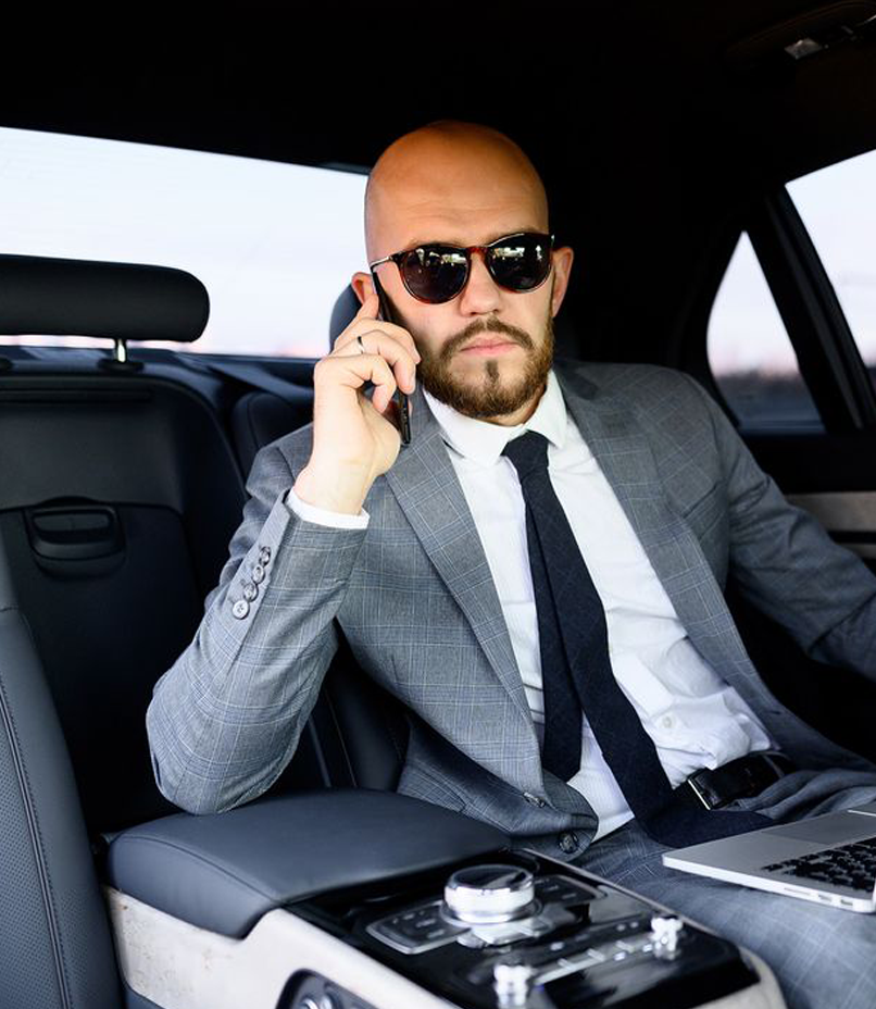 Elite Limo Executive Ride - Professional Chauffeur for Corporate Events